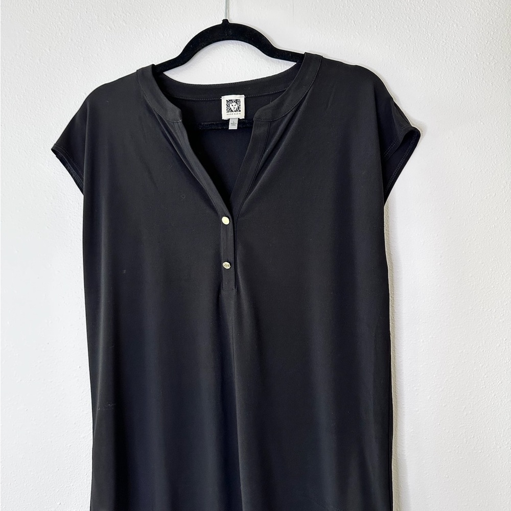 Anne Klein Black Cap Sleeve Top